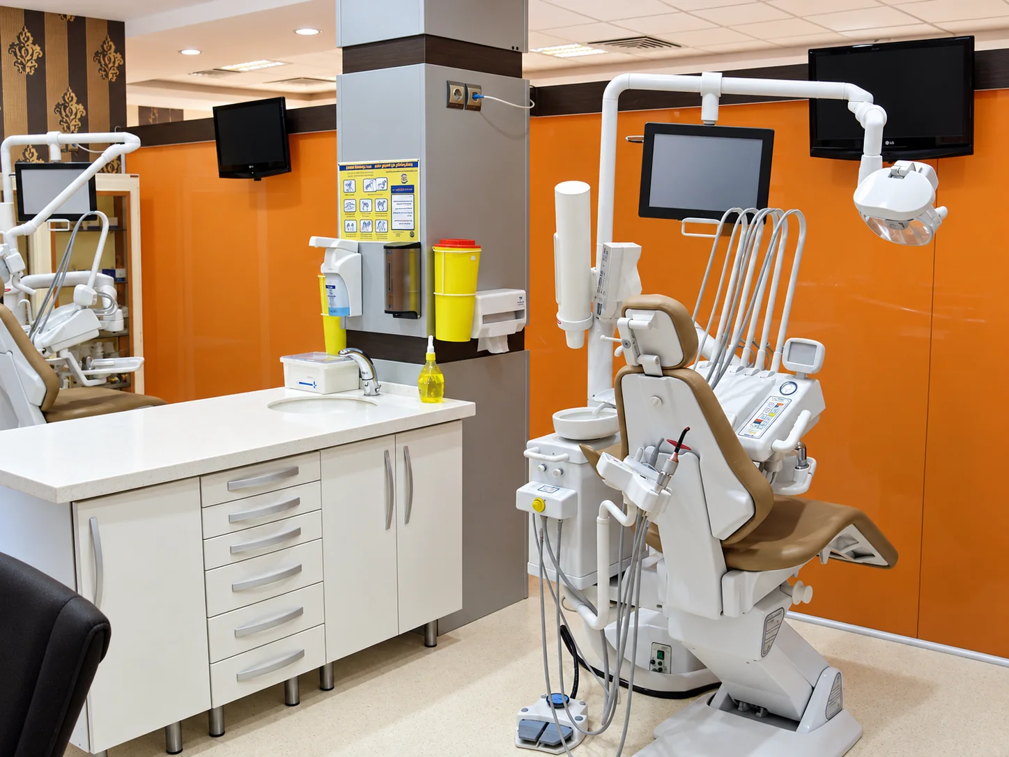 Baqiyatallah Hastanesi Diş Kliniği dental tedavi ünitesi